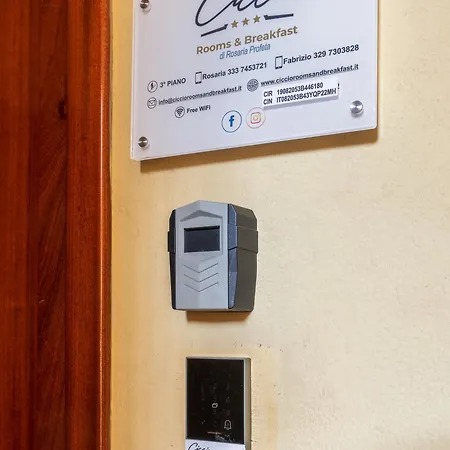 Bed & Breakfast Ciccio And Breakfast - Self Check-in Palermo