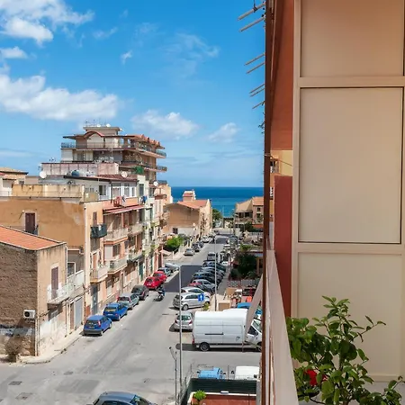 Bed & Breakfast Ciccio And Breakfast - Self Check-in Palermo