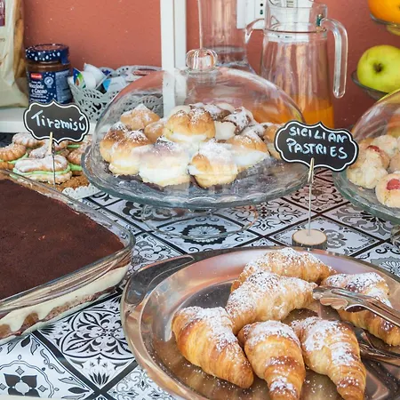 Bed & Breakfast Ciccio And Breakfast - Self Check-in Palermo